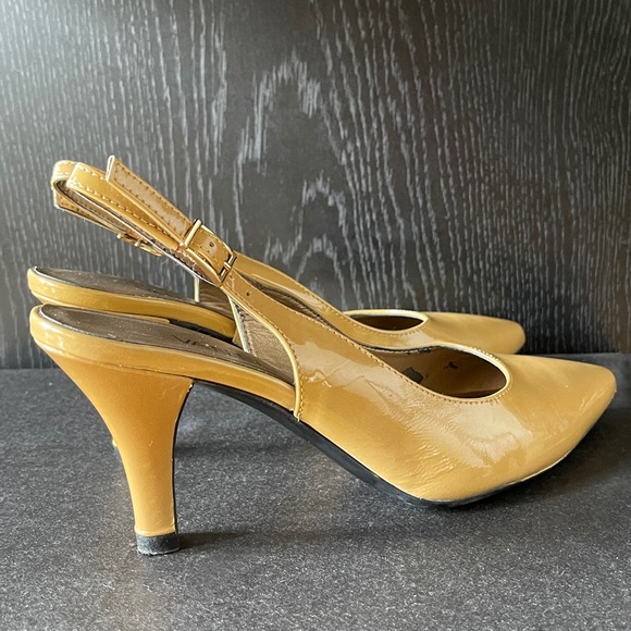 Vaneli Patent Leather Slingbacks - Picture 1 of 5